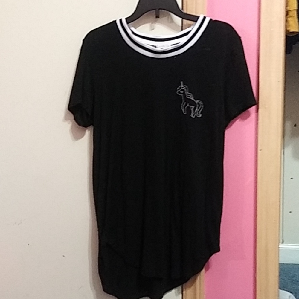 Black shirt